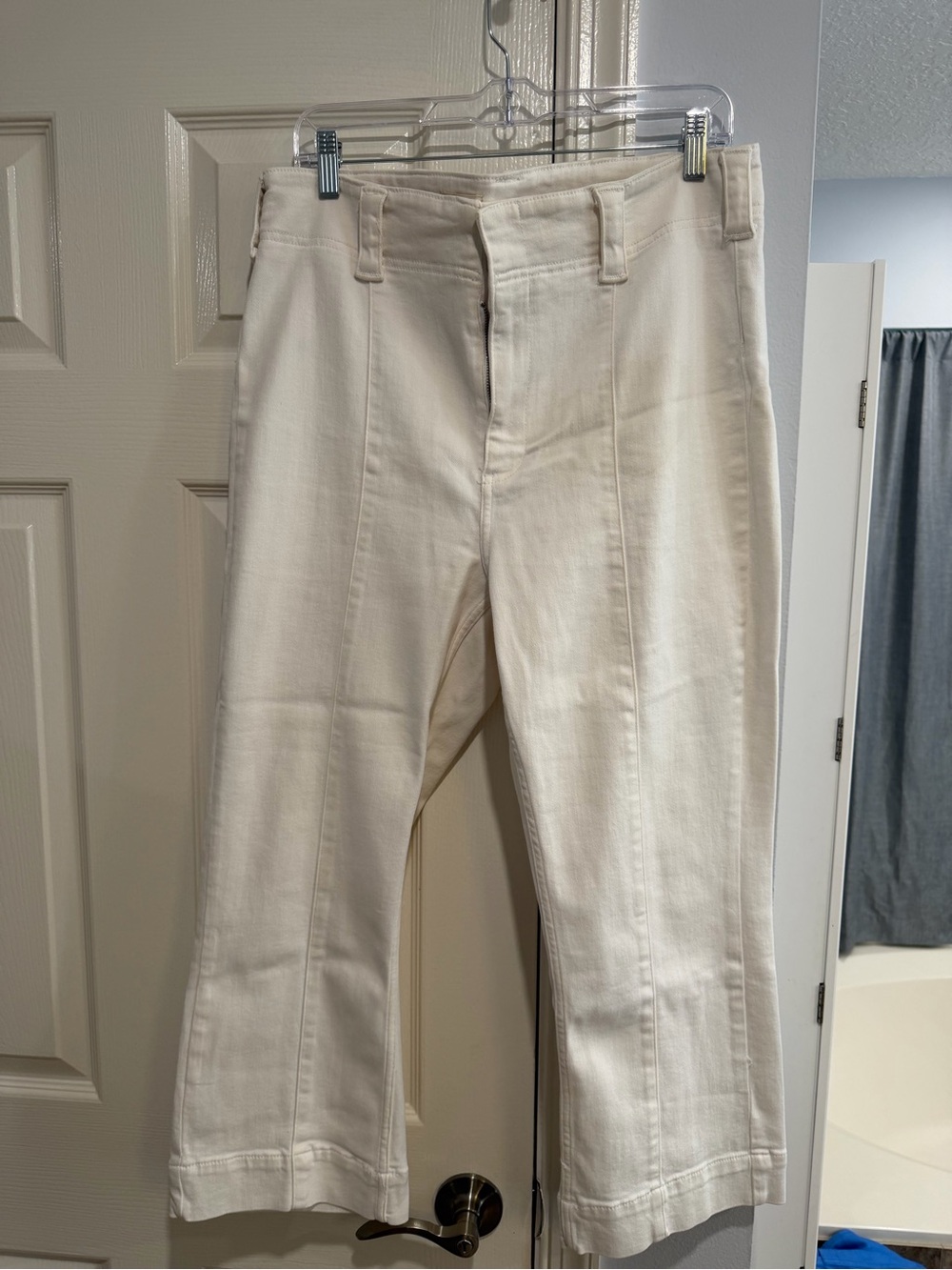 Anthropologie Cream Capri Straight-Leg Pants